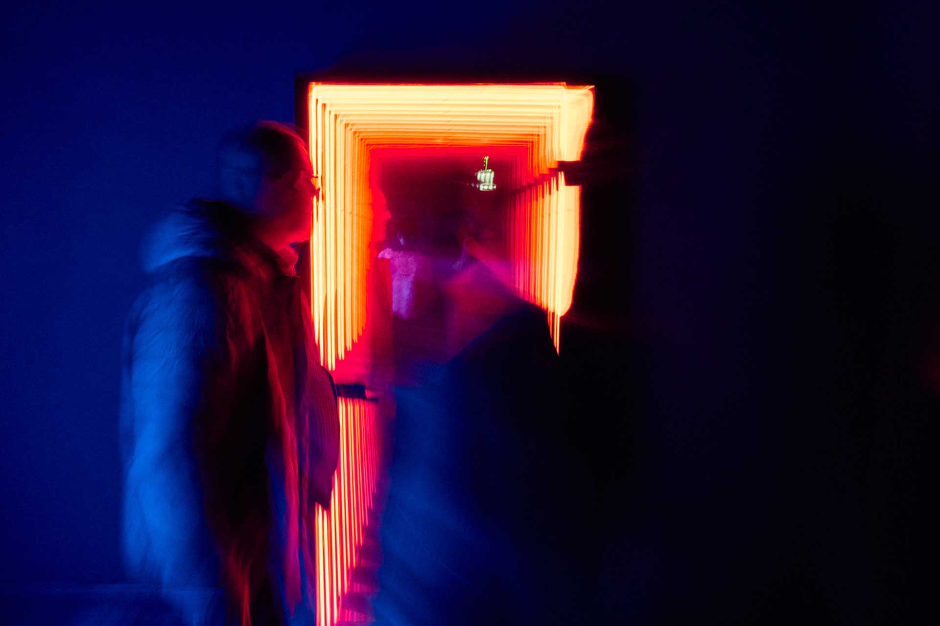 Daniel Popescu – Mirrored